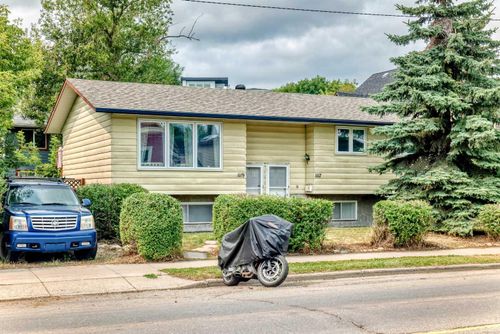 1117 8 St Se, Calgary, AB, T2G2Z6 | Card Image
