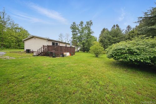 1 Schoolhouse Ln, Port Jervis, NY, 12771-3519 | Card Image