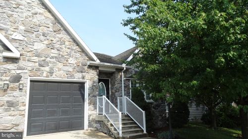 14258 Shelby Cir, HAGERSTOWN, MD, 21740-2449 | Card Image