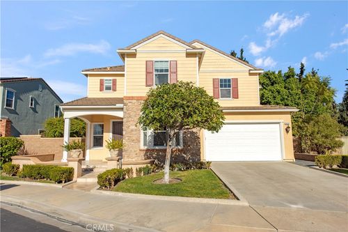 16626 Mosscreek St, Tustin, CA, 92782-1928 | Card Image