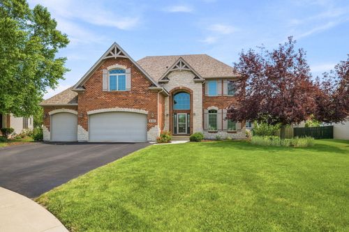 16418 S Mueller Cir, Plainfield, IL, 60586-7308 | Card Image
