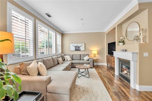 31035 Strawberry Tree Ln, Temecula, CA, 92592-4181 | Card Image