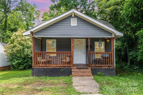 2312 Tate St, Charlotte, NC, 28216-4941 | Card Image