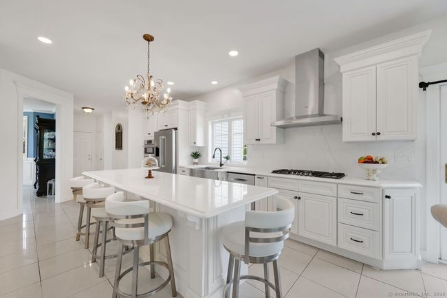 197 Shadow Pond Ln, House other with 4 bedrooms, 4 bathrooms and 6 parking in Suffield CT | Image 11