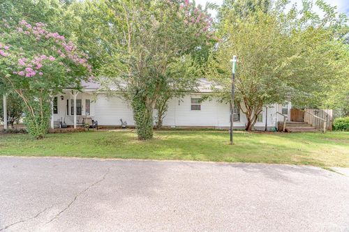 601 Tupelo St, Lake City, AR, 72437-8982 | Card Image