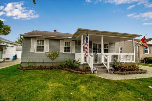 428 Mcconkey Dr, Tonawanda, NY, 14223-1136 | Card Image