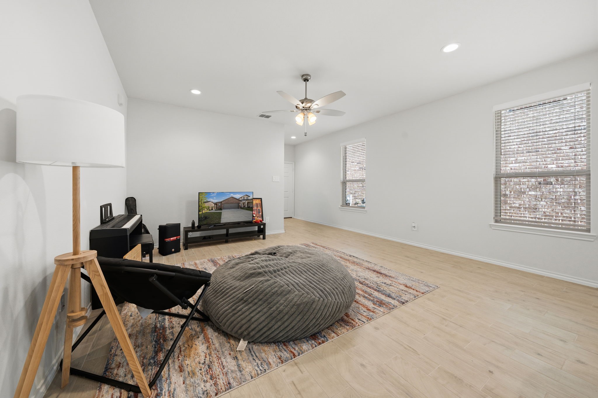 Residential Lease in Melissa 4