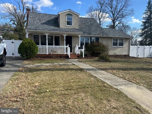 100 Errickson Ave, MOORESTOWN, NJ, 08057-1214 | Card Image