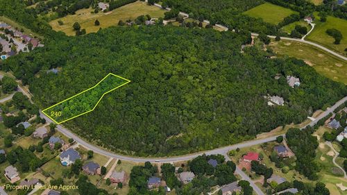 240 Spencer Creek Rd, Franklin, TN, 37069-6546 | Card Image