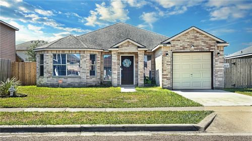 3013 Santa Sofia St, Corpus Christi, TX, 78415-3051 | Card Image