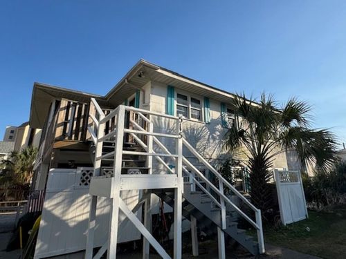 515 Hillside Dr S, North Myrtle Beach, SC, 29582-3229 | Card Image