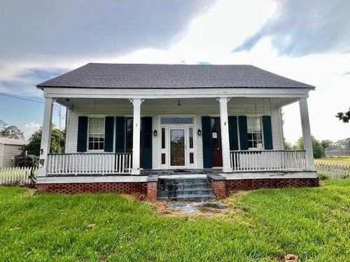 1922 W Main St, Schriever, LA, 70395-3417 | Card Image