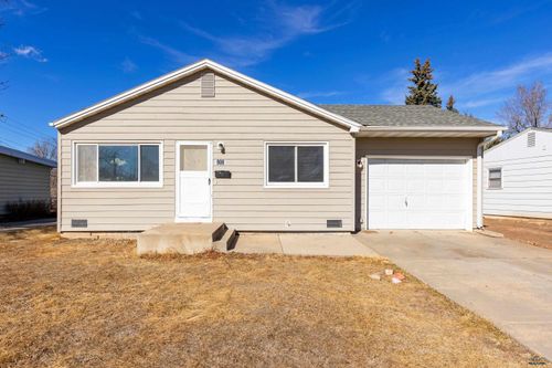 908 E Tallent St, Rapid City, SD, 57701-5765 | Card Image