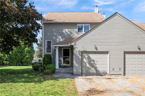 a-64 Nipmuc Trl, North Providence, RI, 02904 | Card Image