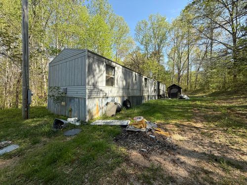 489 Cedar Bluff Dr, Monticello, KY, 42633-6072 | Card Image