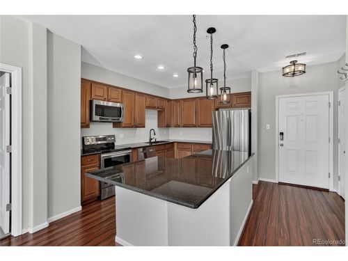 apt-10208-9633 E 5th Ave, Denver, CO, 80230-7227 | Card Image