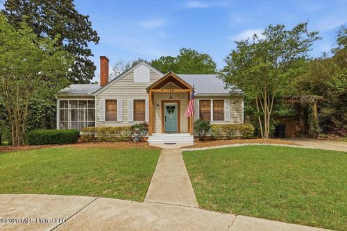 724 S College St, Brandon, MS, 39042-3606 | Card Image