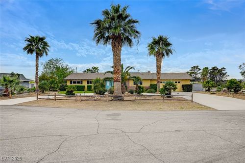 4669 Saddle Pl, Las Vegas, NV, 89119-6110 | Card Image