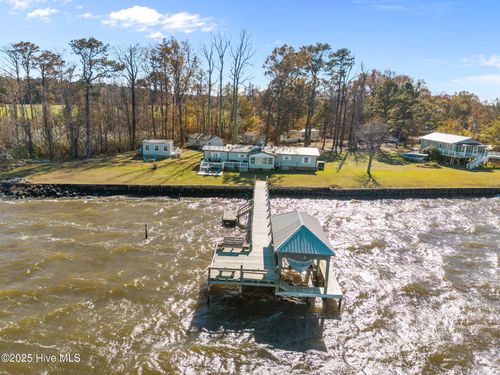 600 Colonial Beach Road Ext, Columbia, NC, 27925-9172 | Card Image