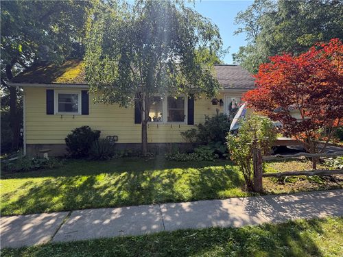 66 East St, Canandaigua, NY, 14424-1847 | Card Image