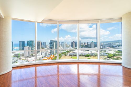 i4208-1288 Kapiolani Blvd, Honolulu, HI, 96814-2888 | Card Image