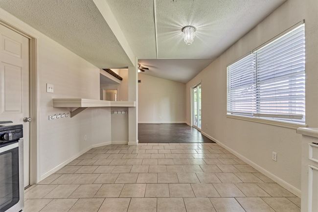 29318 Waltham St, House other with 3 bedrooms, 2 bathrooms and 2 parking in Spring TX | Image 11