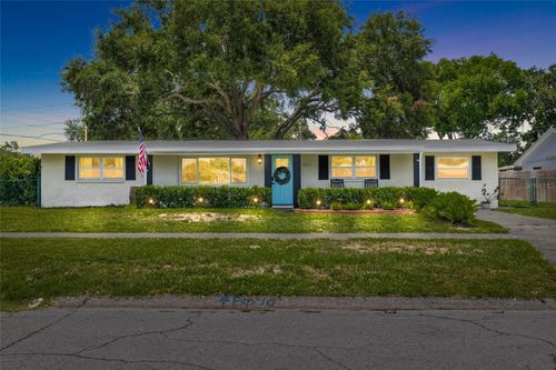 2287 Manor Blvd N, CLEARWATER, FL, 33765-1616 | Card Image