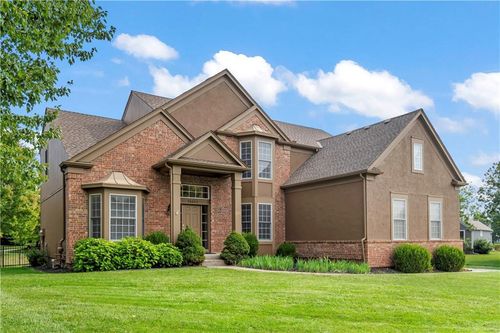 14617 Windsor St, Leawood, KS, 66224-3727 | Card Image