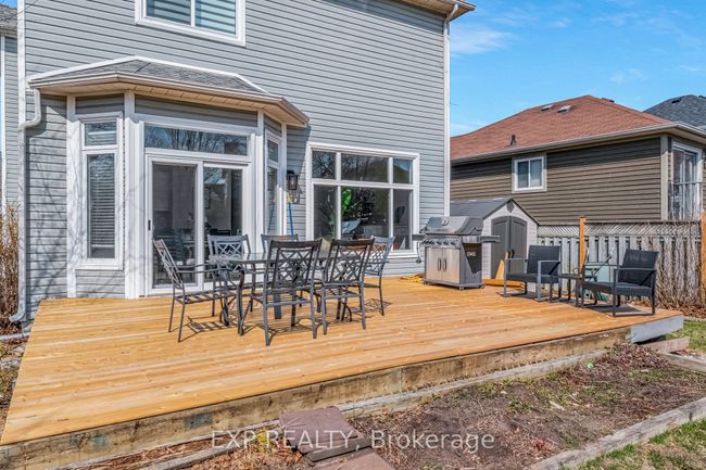 91 Mainprize Cres, House other with 4 bedrooms, 3 bathrooms and 4 parking in Mount Albert ON | Image 35