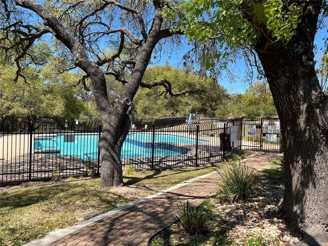 Comunity Pool | Image 16