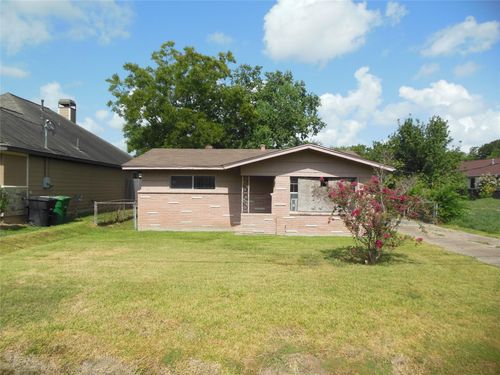 8110 Livingston St, Houston, TX, 77051-1564 | Card Image