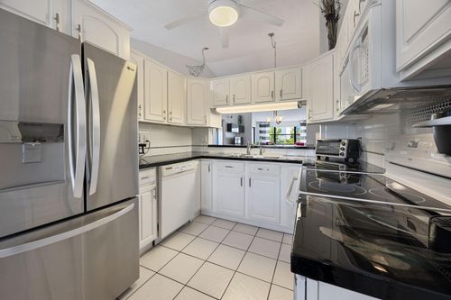 203-7673 Tahiti Ln, Lake Worth, FL, 33467-4958 | Card Image