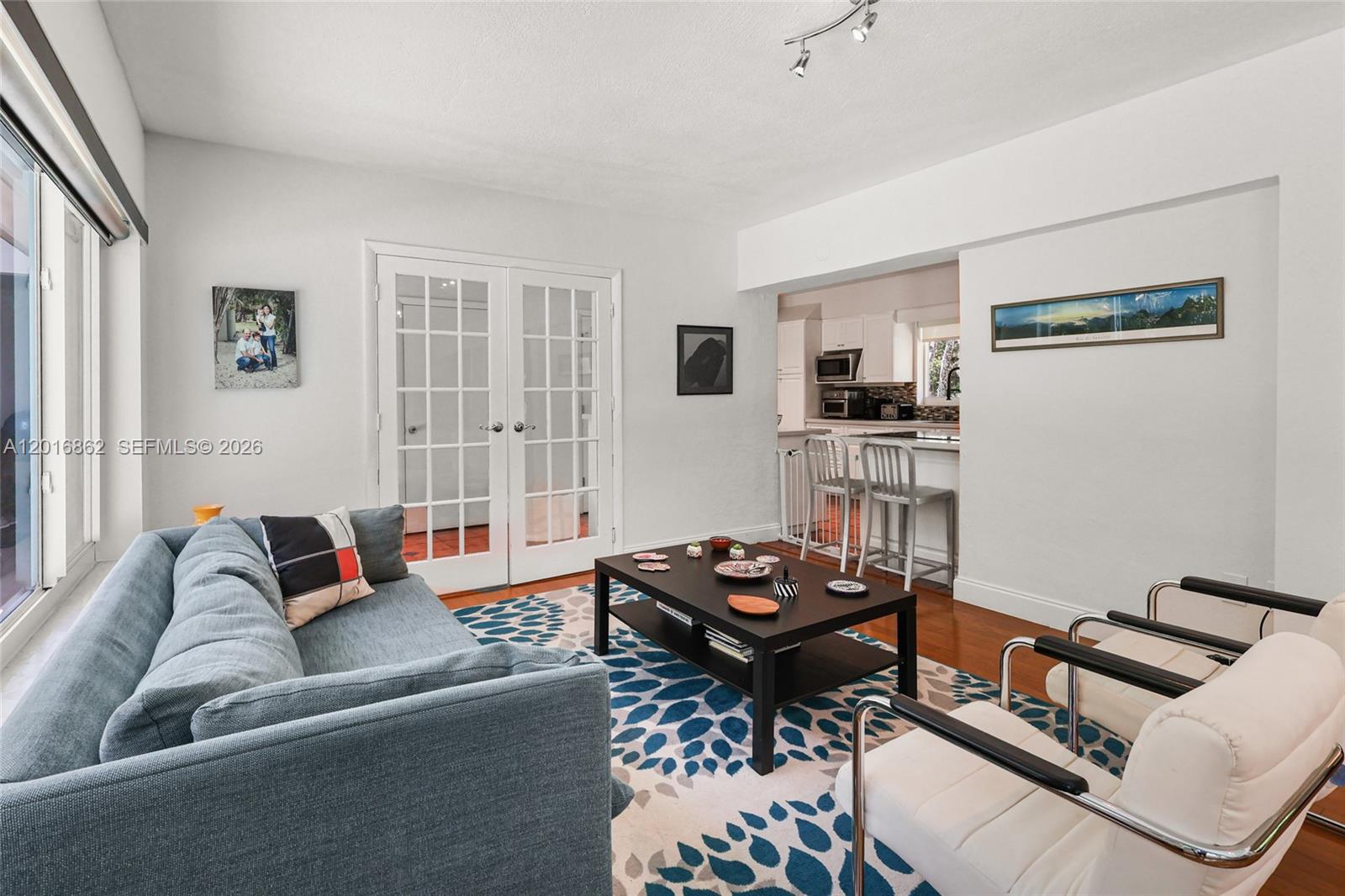 Residential in Pinecrest 5