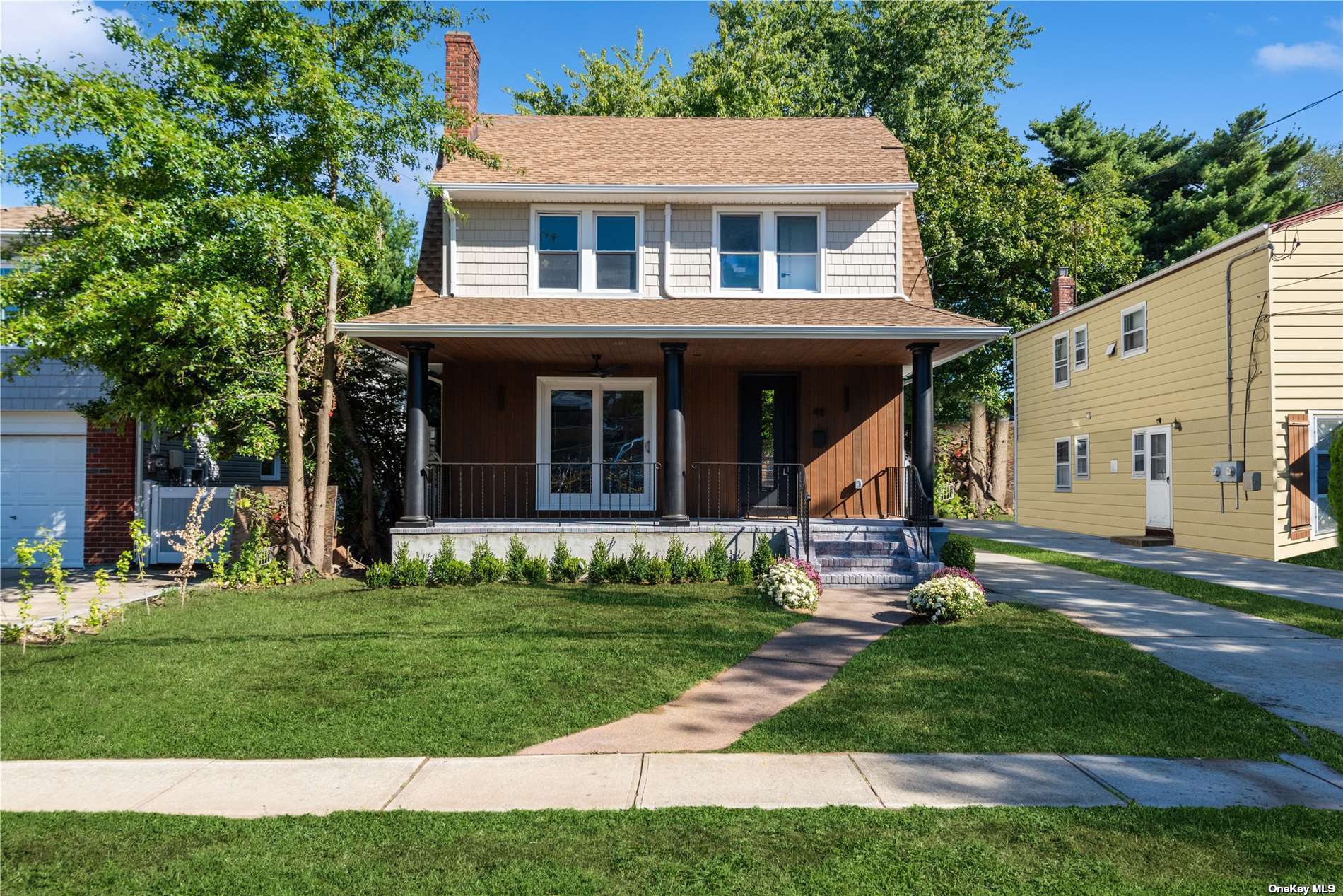 Lakeview Ave, Lynbrook, NY 11563