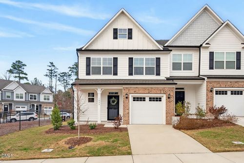 1024 Heartstone Way, Durham, NC, 27713-2068 | Card Image