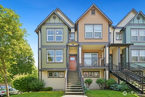 7121 Shinkle Pl Sw, Seattle, WA, 98106-1754 | Card Image
