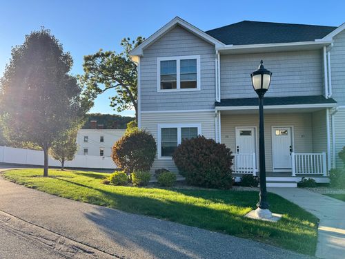 25-25 Eagle Nest, Clinton, MA, 01510-3720 | Card Image