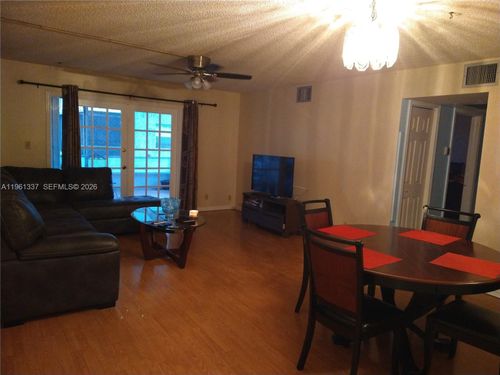 apt-105-7554 Stirling Rd, Hollywood, FL, 33024-1559 | Card Image