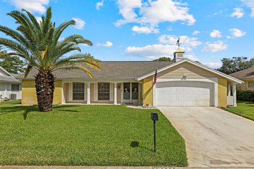 12111 Fieldstone Ln, Hudson, FL, 34667-2630 | Card Image