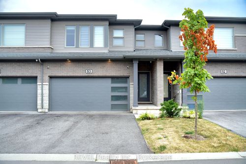53-4552 Portage Rd, Niagara Falls, ON, L2E0B8 | Card Image