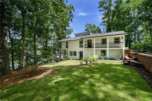 9790 Peninsula Dr, Gainesville, GA, 30506-4048 | Card Image