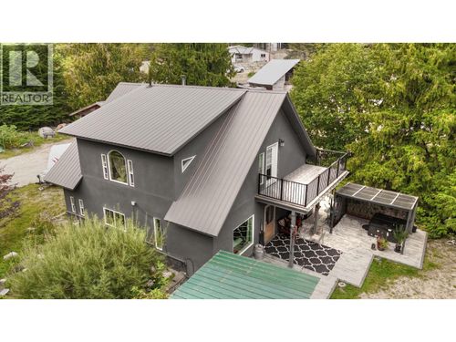 8872 Slocan Rd West, Slocan, BC, V0G2C0 | Card Image