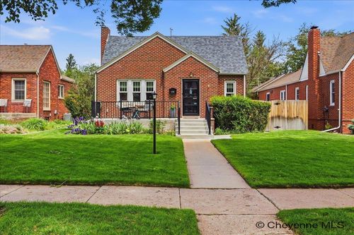 212 W 4th Ave, Cheyenne, WY, 82001 | Card Image