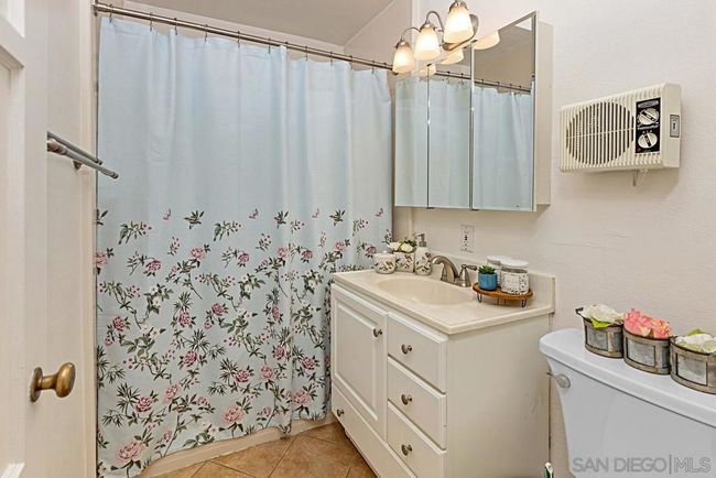 6941 Amherst St, House other with 2 bedrooms, 1 bathrooms and 5 parking in San Diego CA | Image 18