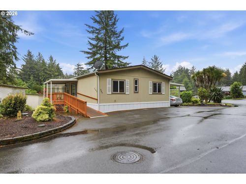 565 Shorepines Ave, Coos Bay, OR, 97420-2927 | Card Image
