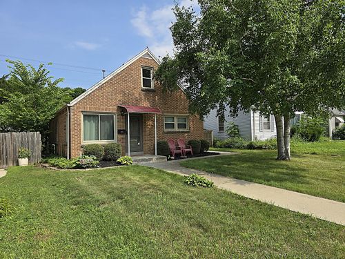 3334 N 92nd St, Milwaukee, WI, 53222-3507 | Card Image