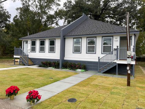 1127-1125-1127 Saux Ln, New Orleans, LA, 70114-2845 | Card Image