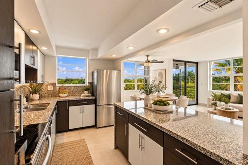 404-2751 Taft St, Hollywood, FL, 33020-2959 | Card Image