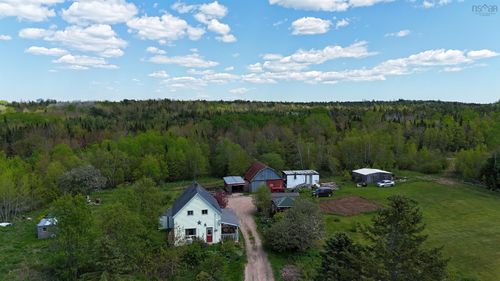 240 Lake Pleasant Rd, Springfield, NS, B0R1H0 | Card Image