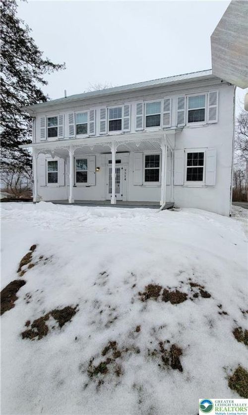 b-9514 Kings Hwy, East Greenville, PA, 18041-2501 | Card Image